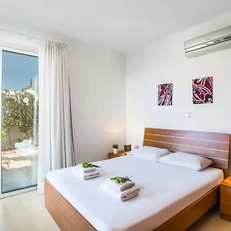빌라 In Sleeps 6 Includes Swimming Pool Air Con And Wifi 1 6